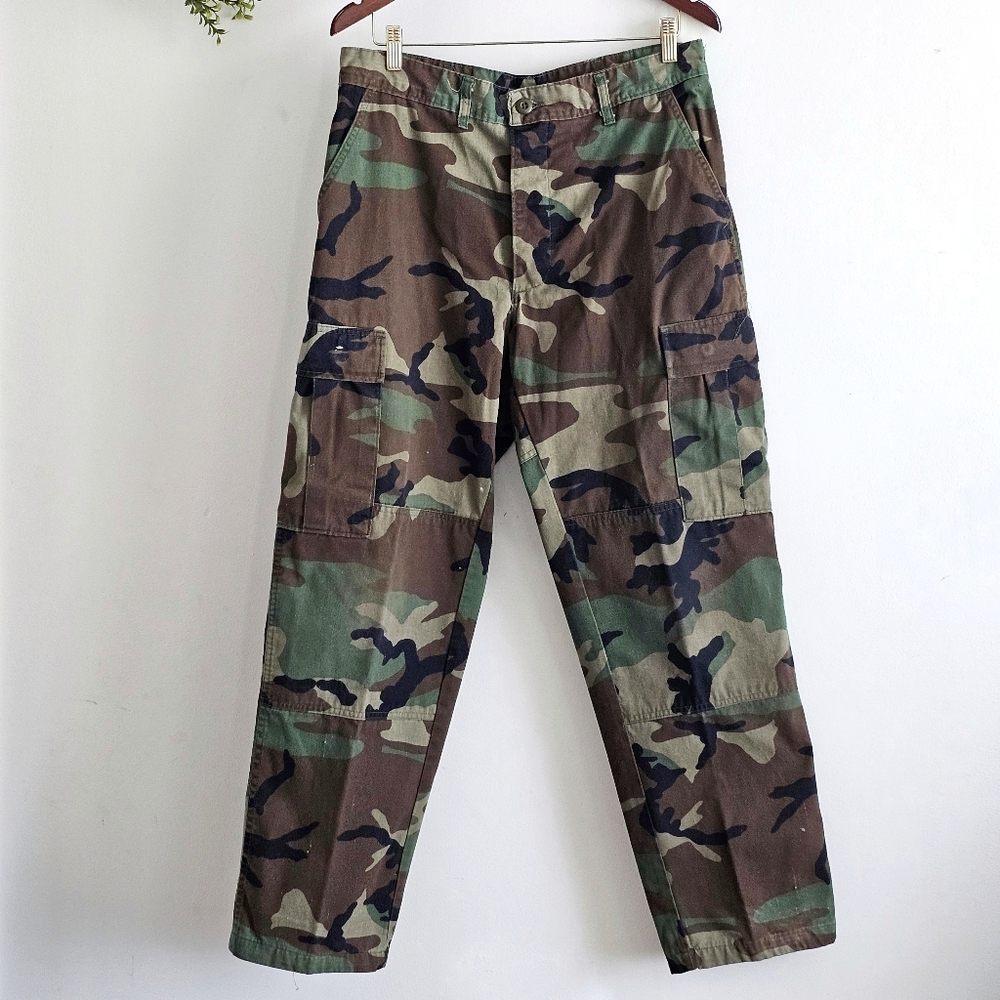 Vintage US Military Woodland Camo BDU Cargo Pants Medium Made in USA